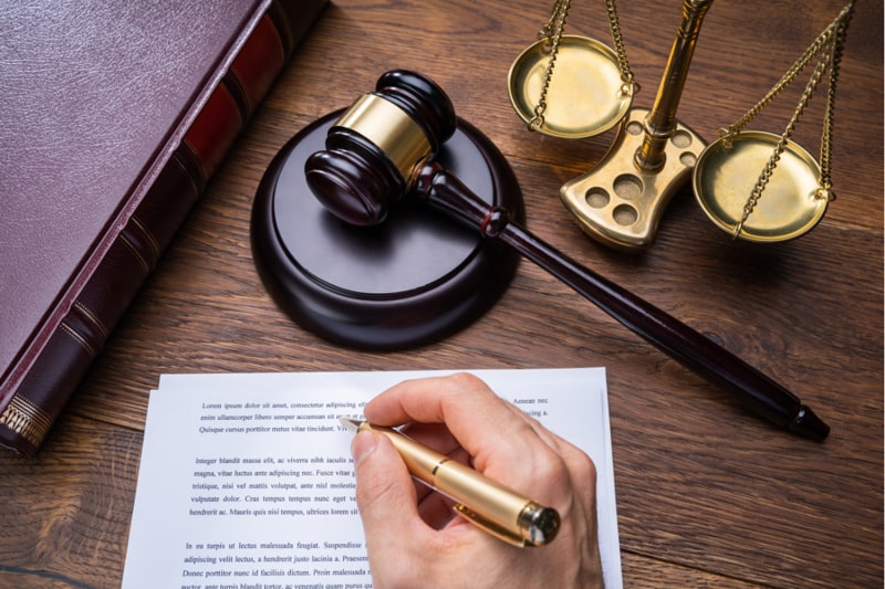 Căn cứ vào Luật pháp, thẻ tạm trú cho nhà đầu tư nước ngoài được chia ra thành 4 loại, mỗi loại có mức thời hạn và điều kiện tùy vào từng loại đầu tư khác nhau