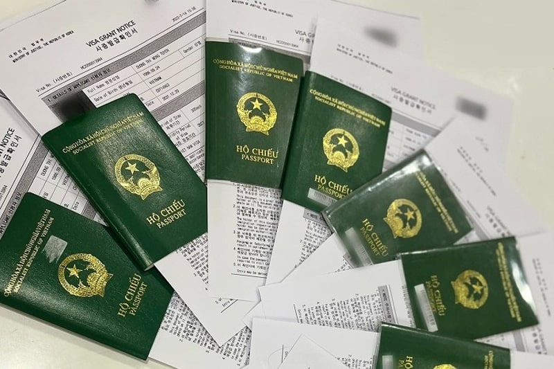 Việc nắm rõ quy trình nộp hồ sơ xin visa nhập cảnh nhiều lần giúp bộ phận nhân sự (HR) chủ động trong kế hoạch nhân sự, tránh trễ deadline di chuyển của chuyên gia, nhà đầu tư hay nhân sự cấp cao.